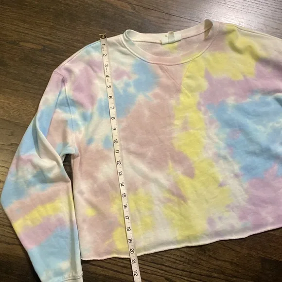 Colsie Tie Dye Crop Cropped Sweatshirt Small S EUC - Picture 2 of 6